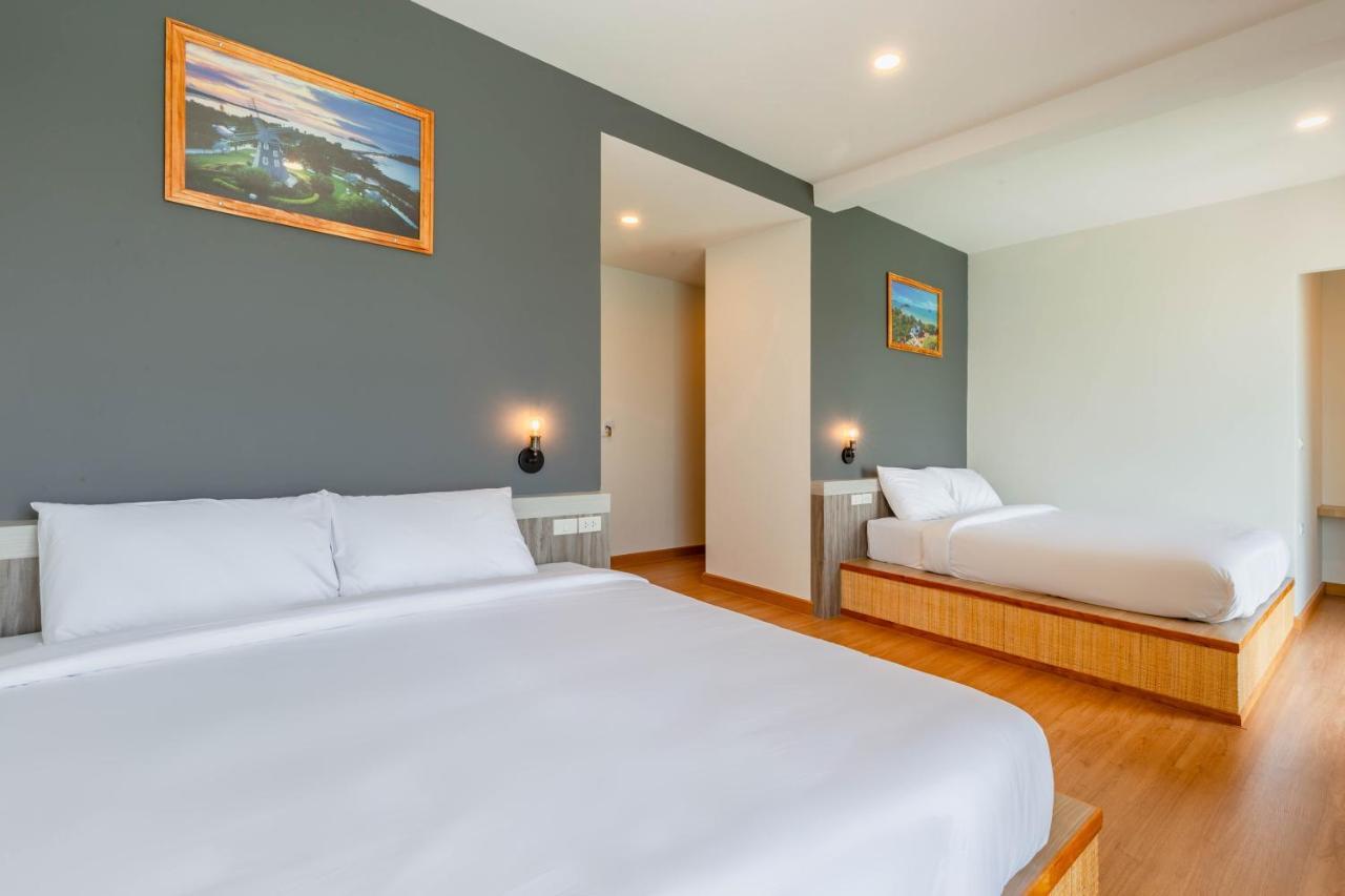 Hotel The Blue C Donsak Surat Thani Exterior foto