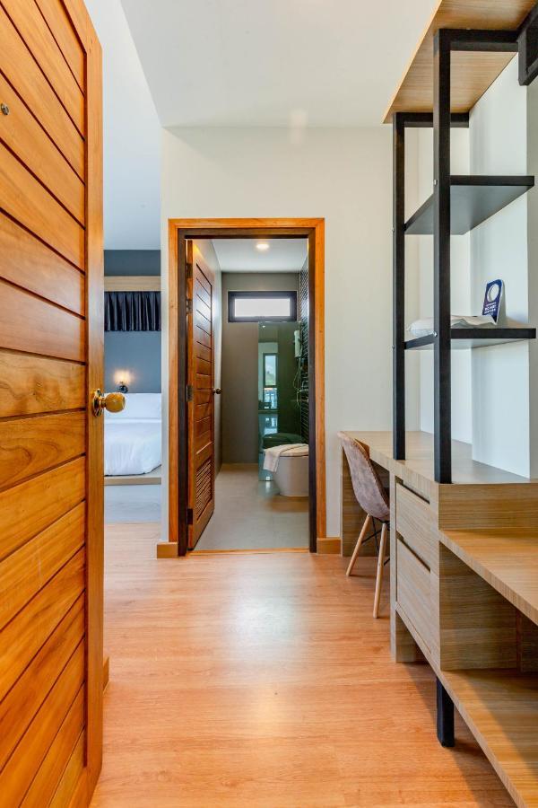 Hotel The Blue C Donsak Surat Thani Exterior foto