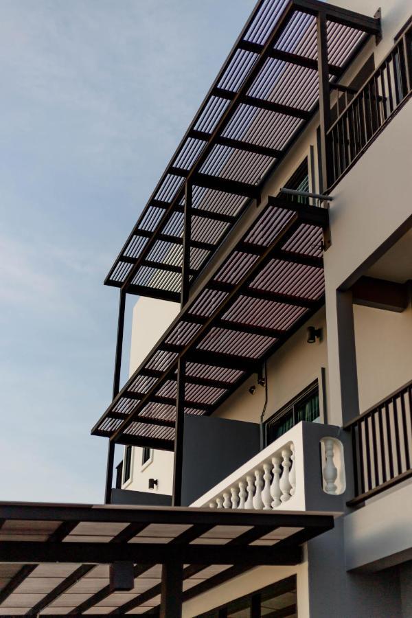 Hotel The Blue C Donsak Surat Thani Exterior foto